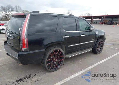 2007 Cadillac Escalade Standard z USA, uszkodzony, nr VIN 1GYEC63807R293836